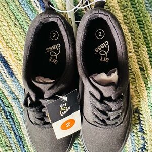 Art Class Kids Black Sneakers